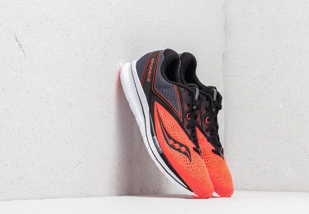 ViziRed | Black Running Shoes Q26030