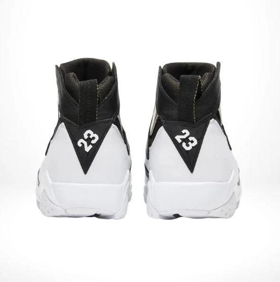 Air Jordan 7 Retro 'Champagne' White/Gold Sneakers