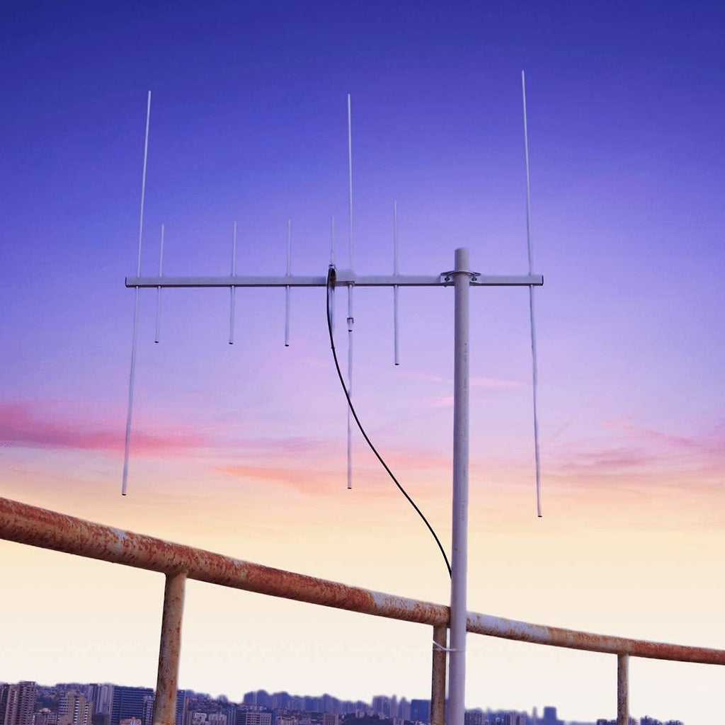 Dual Band Outdoor Yagi Antenna, 8 Elements 3 Sections E35180