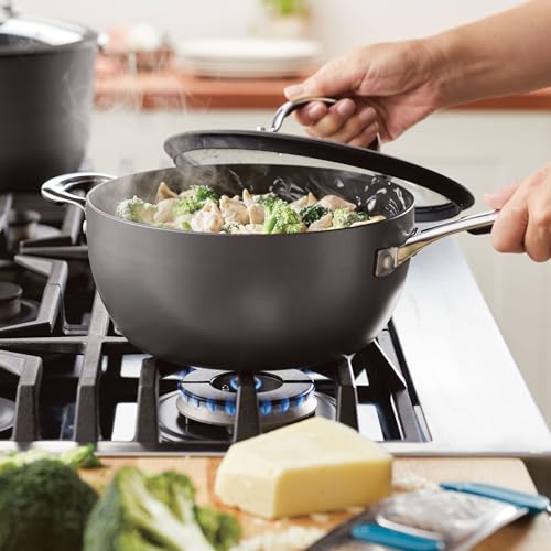4.5 Quart Black Hard Anodized Nonstick Saucier Pan with Lid O7332