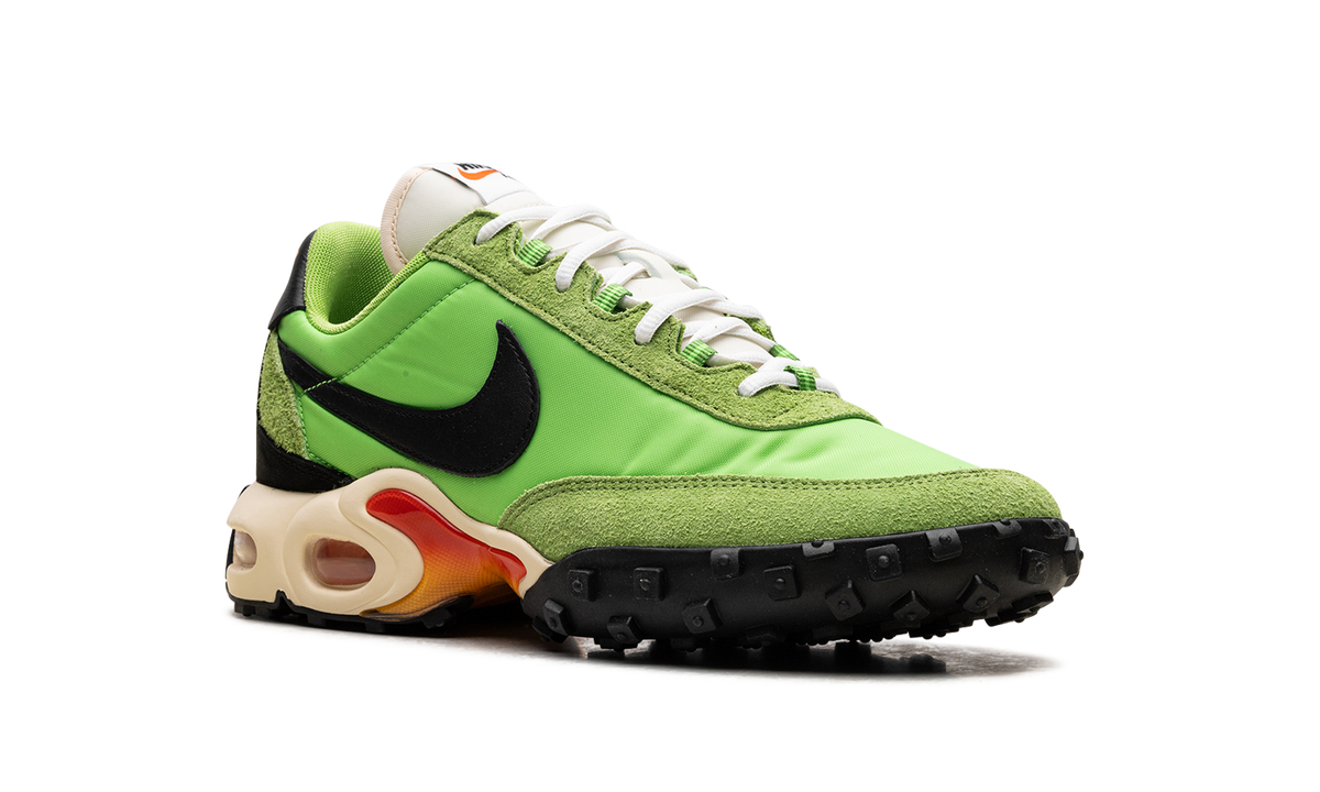 Air Max Waffle SP "Action Green" FV6946 301