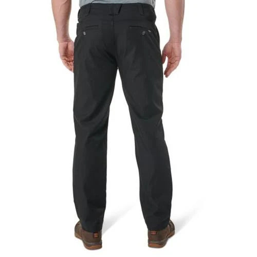 Stone Chino Pant U49684