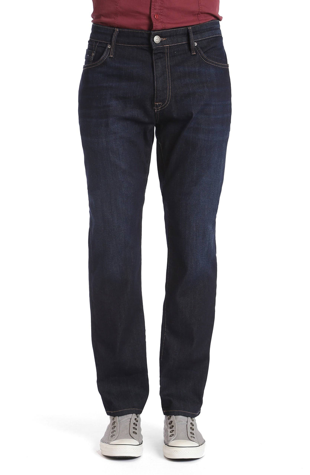 Marcus Slim Straight Jeans T747559