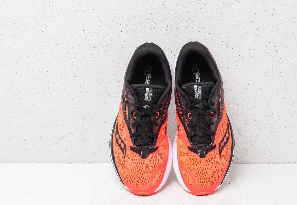 ViziRed | Black Running Shoes Q26030