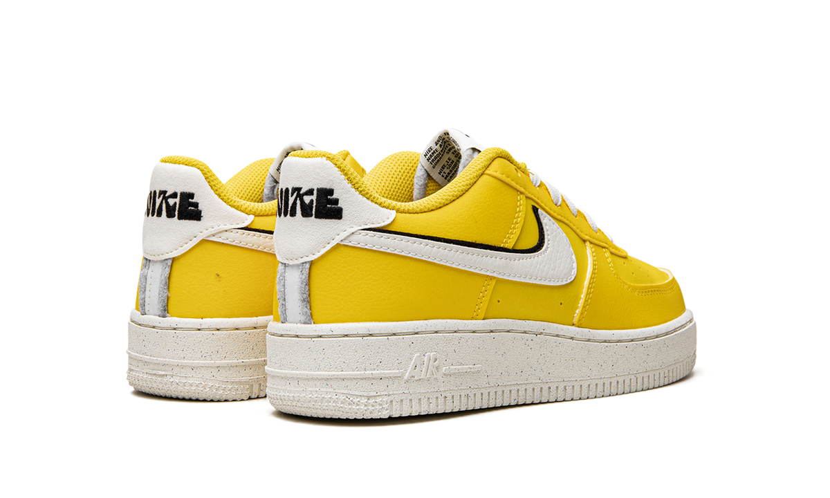 Air Force 1 Low '82 "Tour Yellow" DQ0359 700