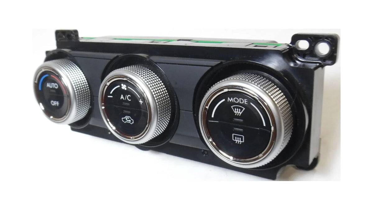 Pre-Owned Subaru Forester Auto Climate AC Heater Temperature Control OEM P484136