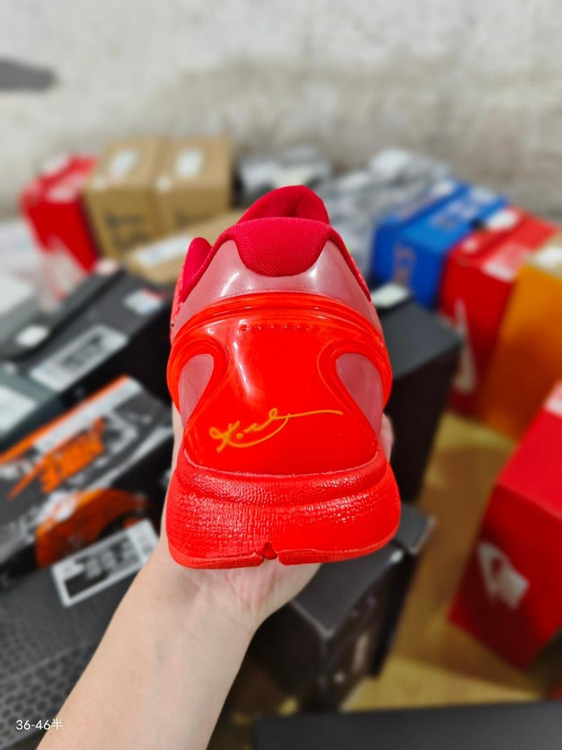 Kobe Reverse Grinch
