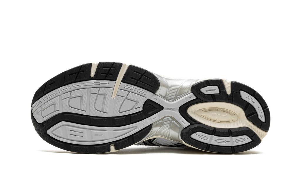 ASICS GEL-1130 Sneakers – White, Silver & Black