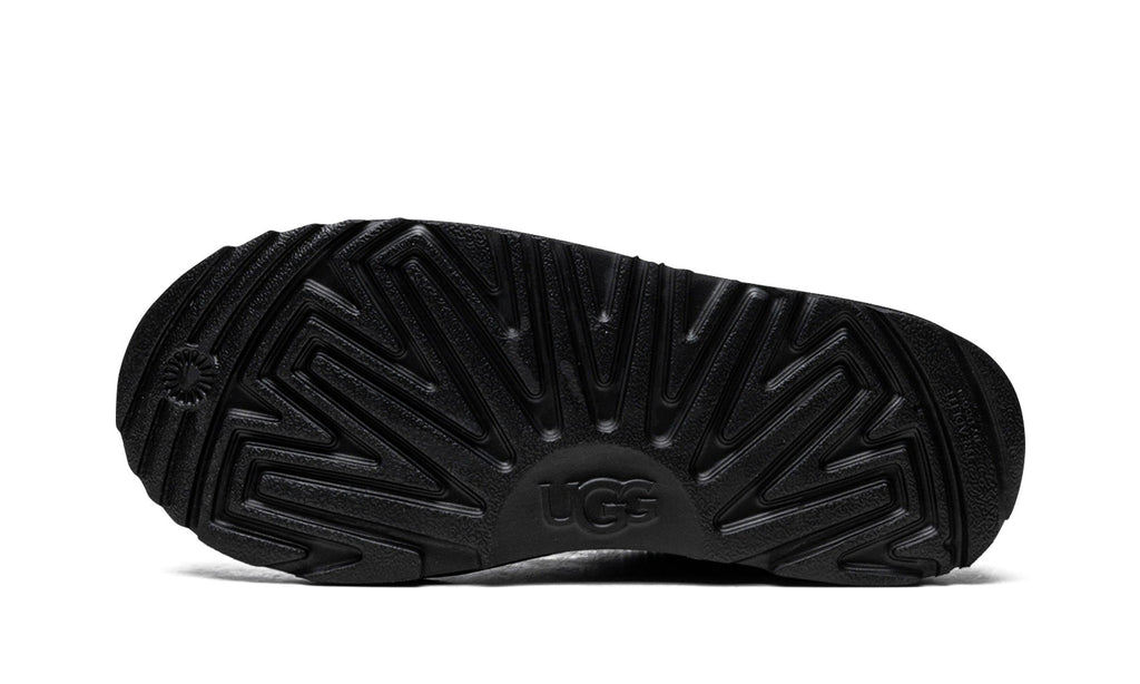 UGG Tasman Slippers – Black & White