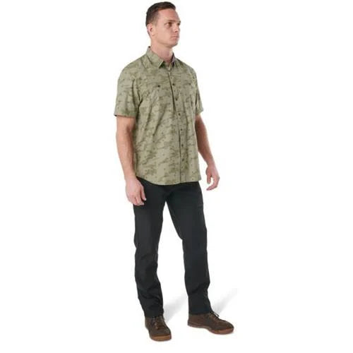 Stone Chino Pant U49684