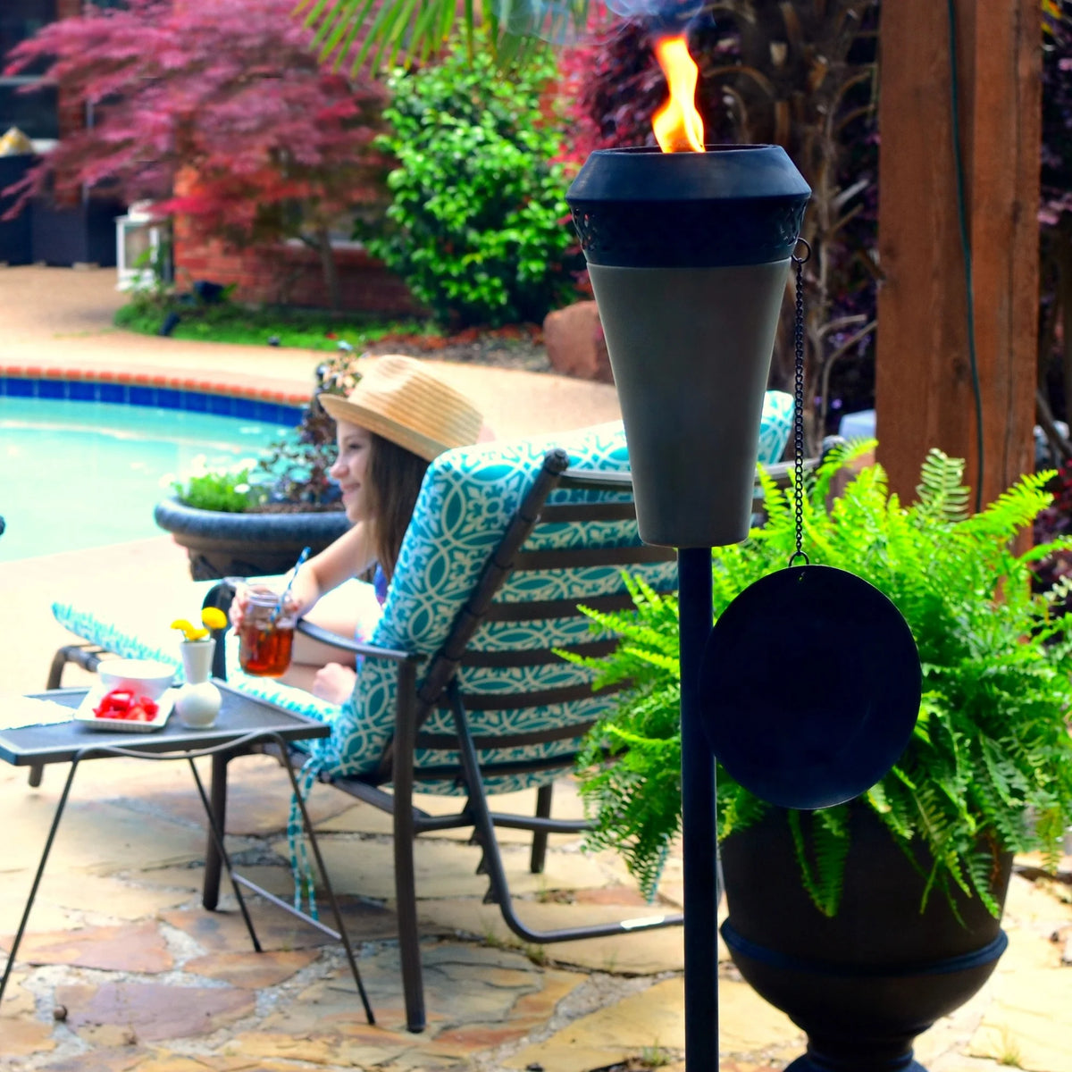 66 inch Metal TIKI Torch with Large Flame M581