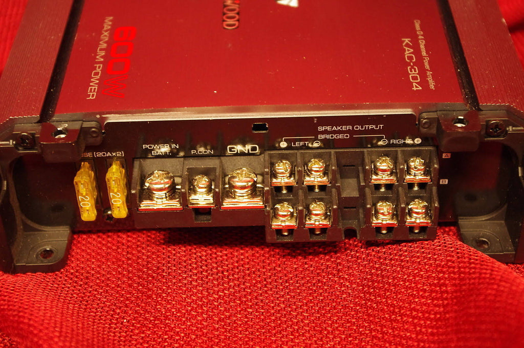 4-Channel Car Amplifier 600W I499