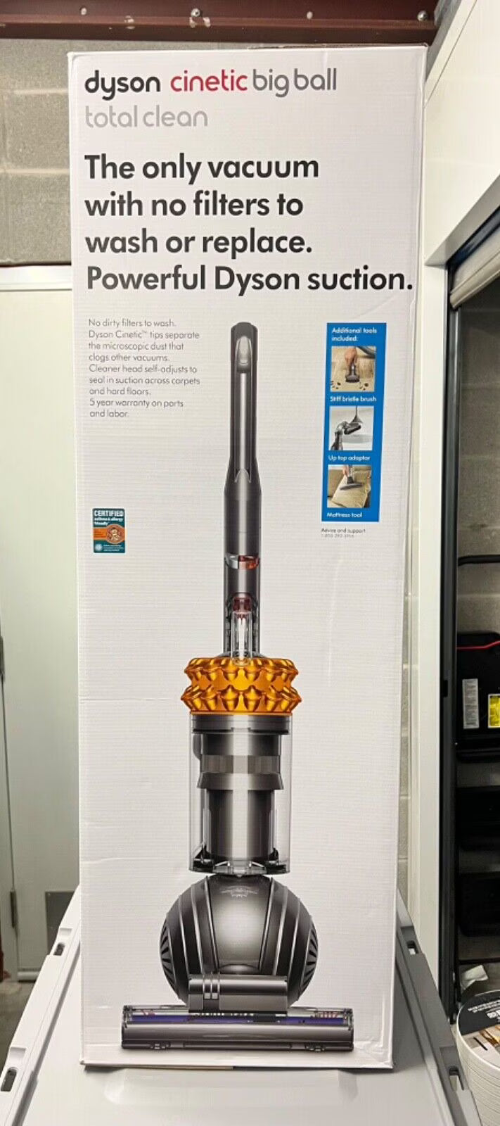 Refurbished Upright Vacuum M824