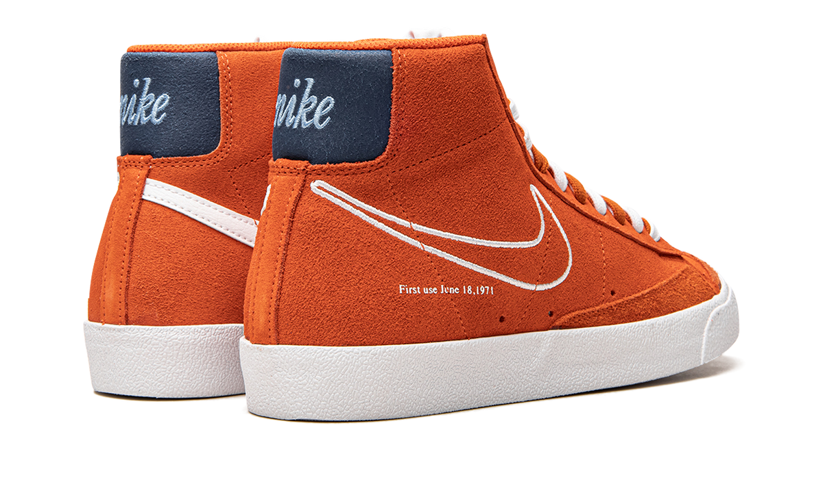 Blazer Mid '77 "First Use - Orange" DC3433 800
