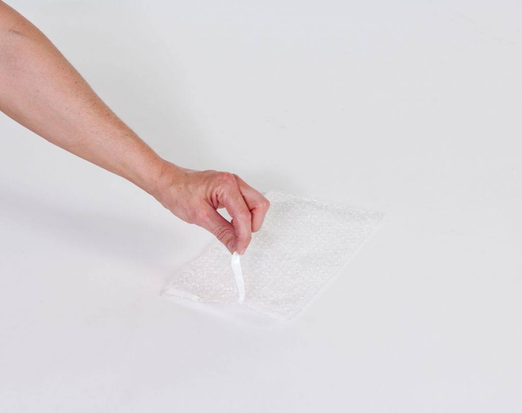 Self-Seal Bubble Pouches (1100/case) G184536