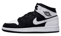Jordan 1 Mid GS "Black White" IX3526 010