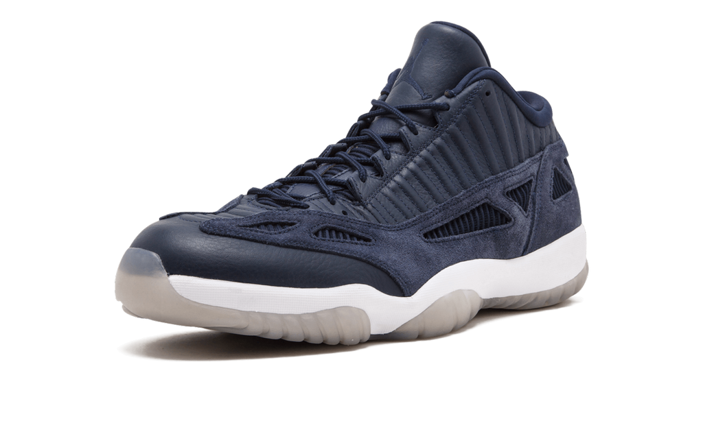 Air Jordan 11 Retro Low IE "Obsidian" 919712 400